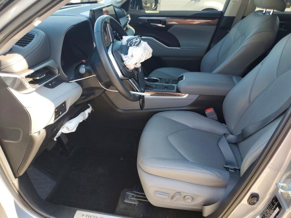 Toyota Highlander 2023 Tiraspol Tiraspol - photo 9