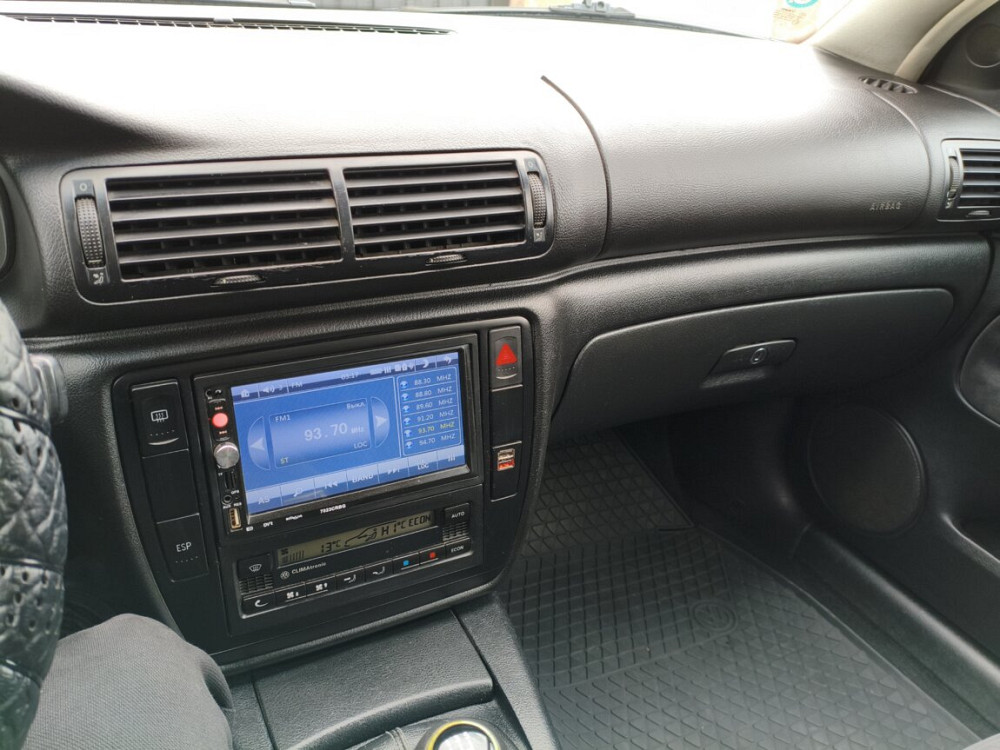 Volkswagen Passat 2003 Bender Bender - photo 5