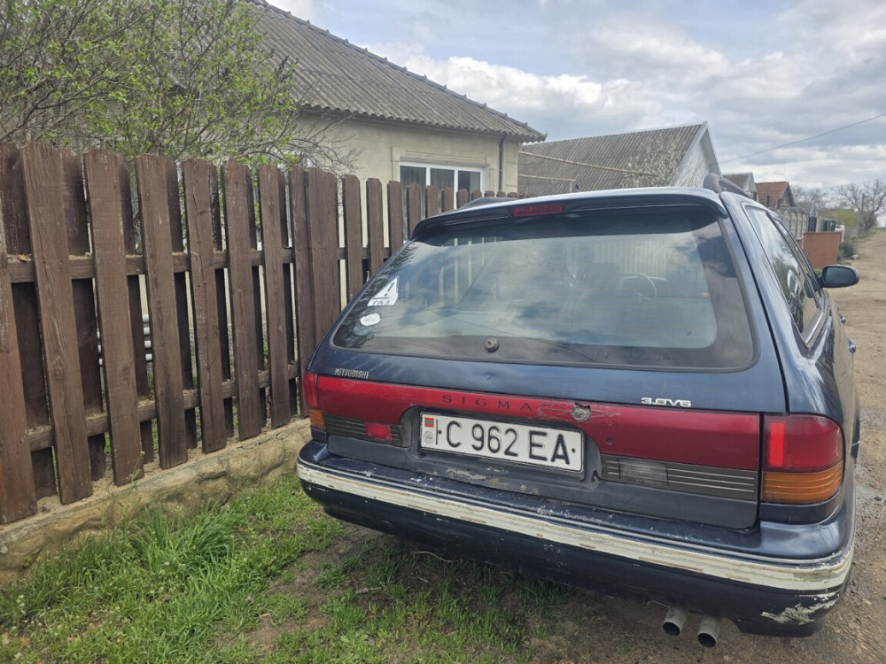 Mitsubishi Sigma 1995 год Тирасполь Тирасполь - изображение 2