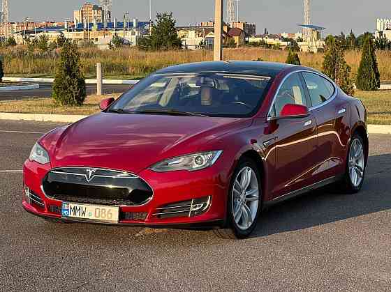 Tesla Model S 2014 год Кишинёв Кишинёв
