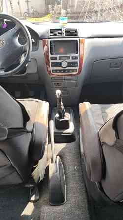 Toyota Avensis Verso 2001 an Tiraspol Tiraspol