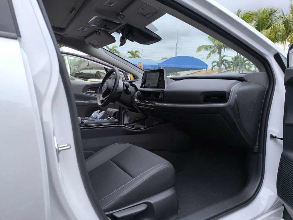 Toyota Prius 2024 год Тирасполь Тирасполь - изображение 2