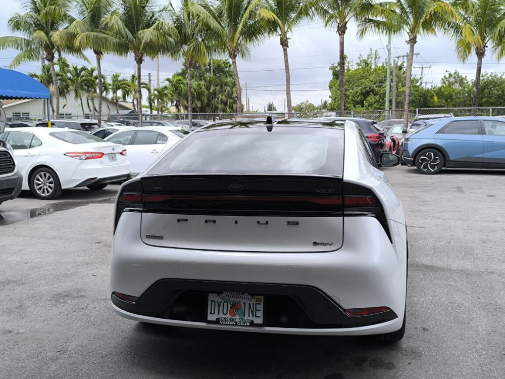 Toyota Prius 2024 год Тирасполь Тирасполь - изображение 10