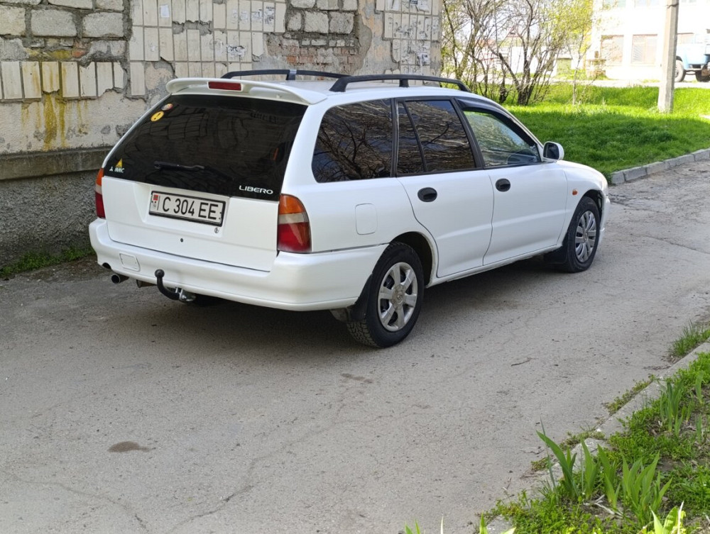 Mitsubishi Lancer 1994 год Бендеры Бендеры - изображение 4