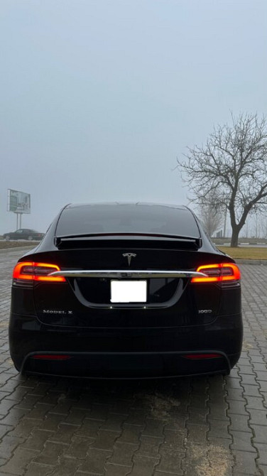 Tesla Model X 2018 an Tiraspol Tiraspol - fotografie 5