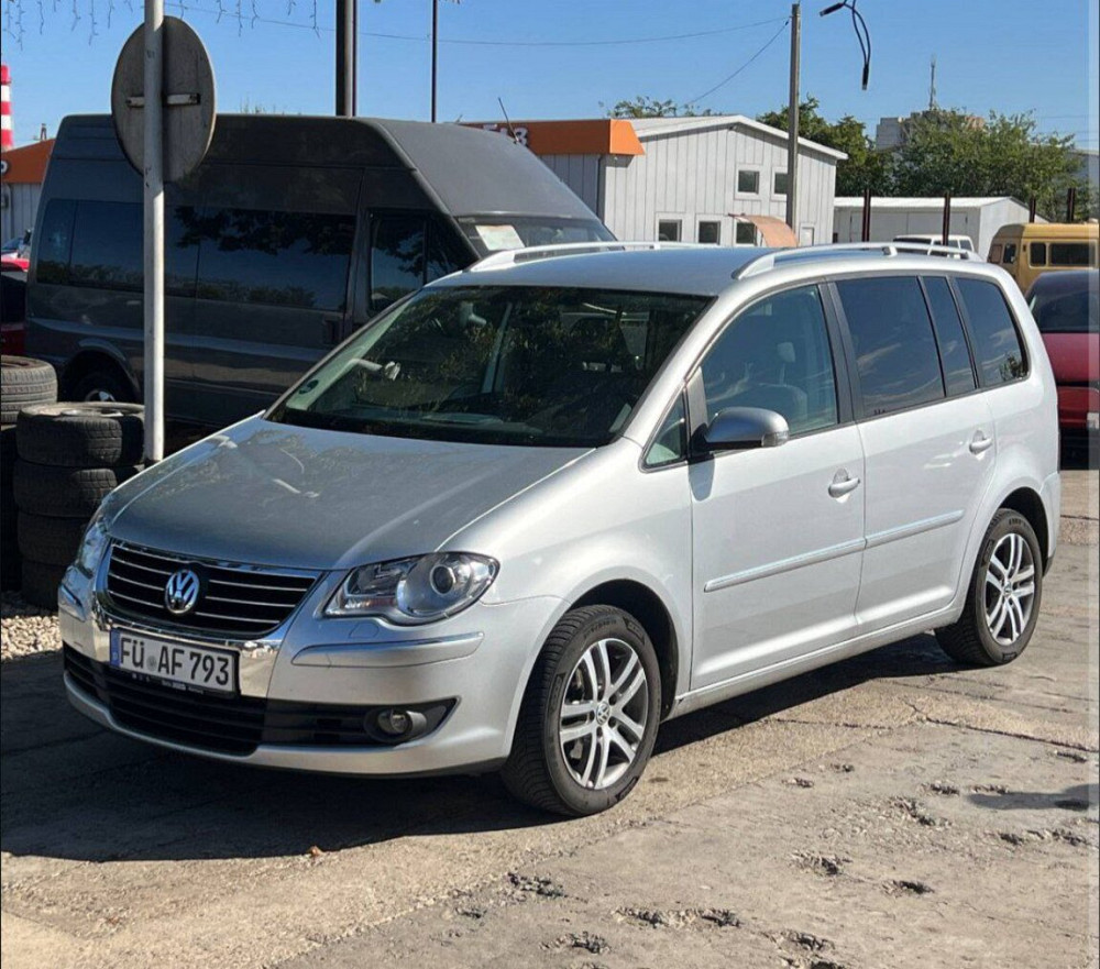 Volkswagen Touran 2008 год Тирасполь Тирасполь - изображение 1