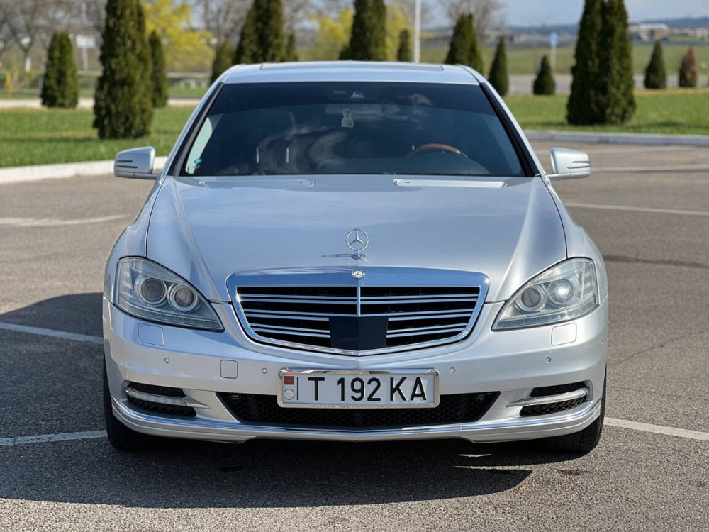Mercedes S-Class 2010 an Tiraspol Tiraspol - fotografie 2