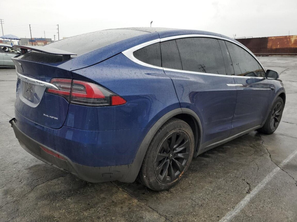 Tesla Model X 2019 an Tiraspol Tiraspol - fotografie 6