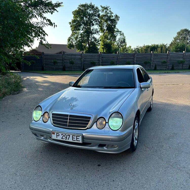 Mercedes E-Class 2000 год Тирасполь Tiraspol - fotografie 1