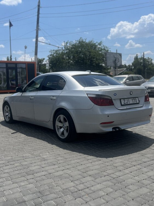 BMW 5 Series 2004 год Бендеры Bender - fotografie 5