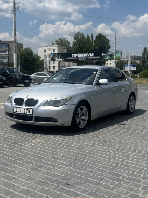 BMW 5 Series 2004 год Бендеры Bender - fotografie 2