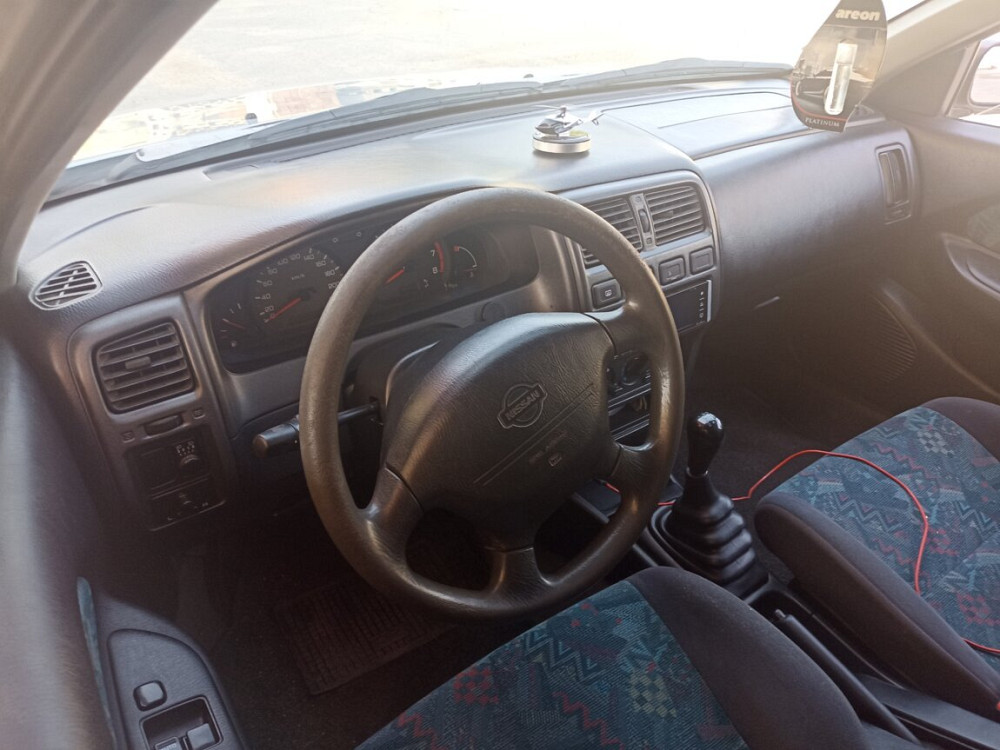 Nissan Almera 2000 год Бендеры Бендеры - изображение 5
