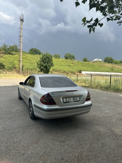 Mercedes E-Class 2003 год Слободзея Слободзея - изображение 3