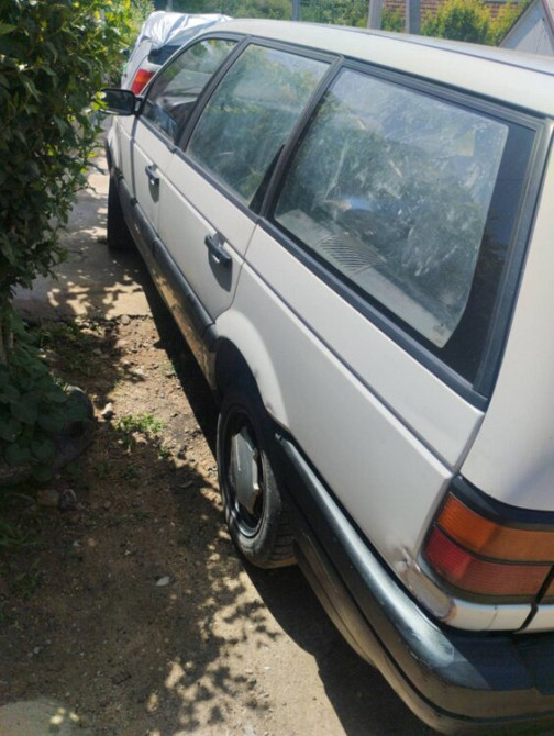 Volkswagen Passat 1990 год Бендеры Бендеры - изображение 3