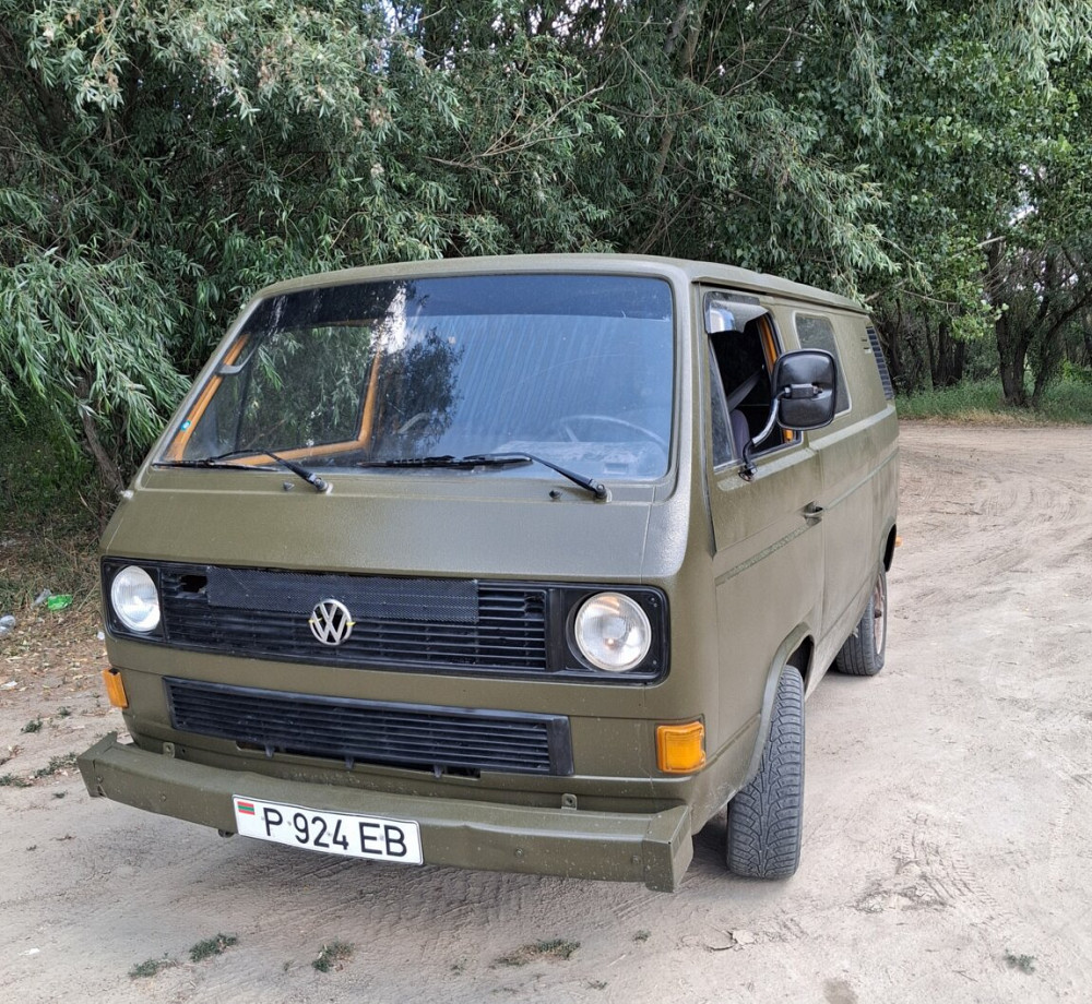 Volkswagen Transporter 1988 год Суклея Суклея - изображение 1