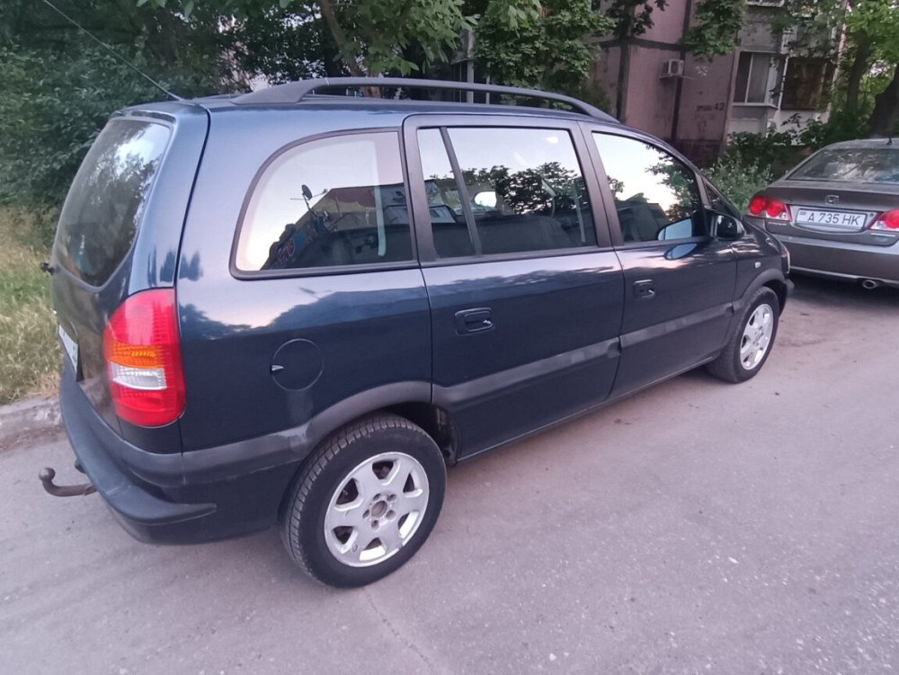 Opel Zafira 2001 год Бендеры Bender - fotografie 6