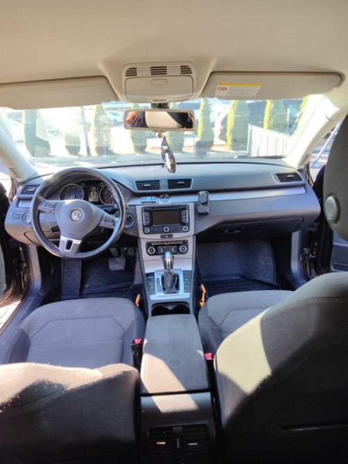 Volkswagen Passat 2011 год Кишинёв Кишинёв - изображение 2
