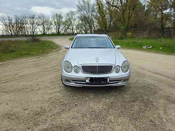 Mercedes E-Class 2002 Bender Bender