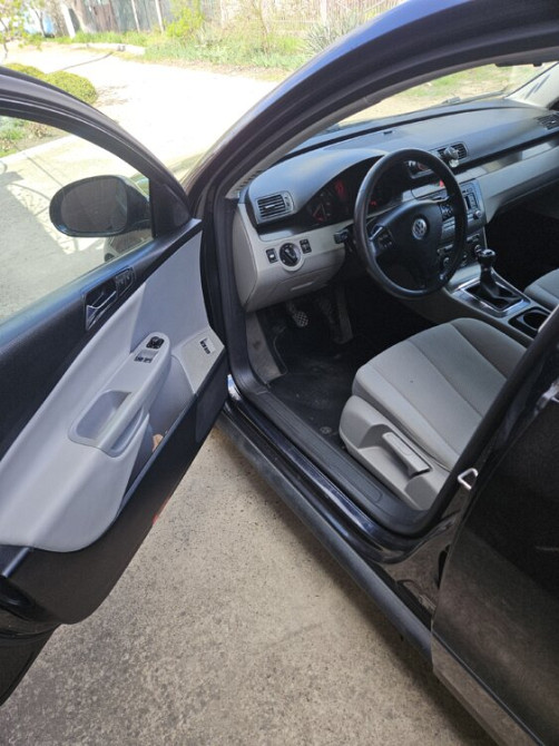 Volkswagen Passat 2005 год Тирасполь Тирасполь - изображение 4