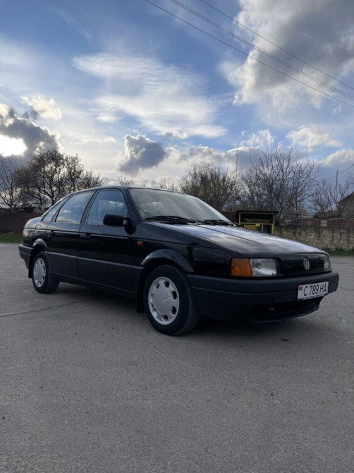 Volkswagen Passat 1993 год Тирасполь Тирасполь - изображение 1