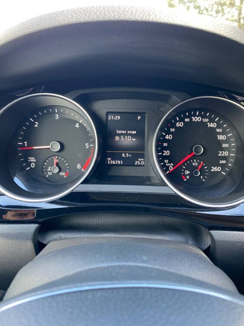 Volkswagen Jetta 2015 an Bender Bender - fotografie 7