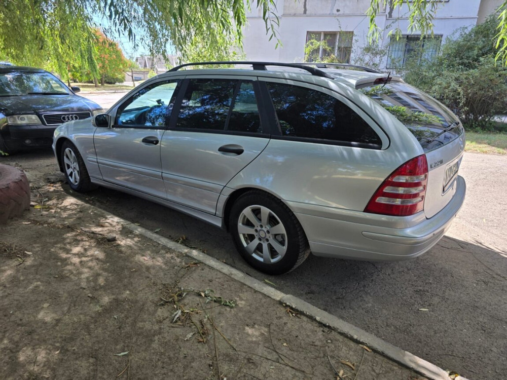 Mercedes C-Class 2006 год Бендеры Бендеры - изображение 2