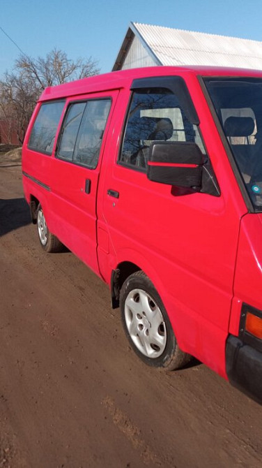Nissan Vanette 1992 an Tiraspol Tiraspol - fotografie 3