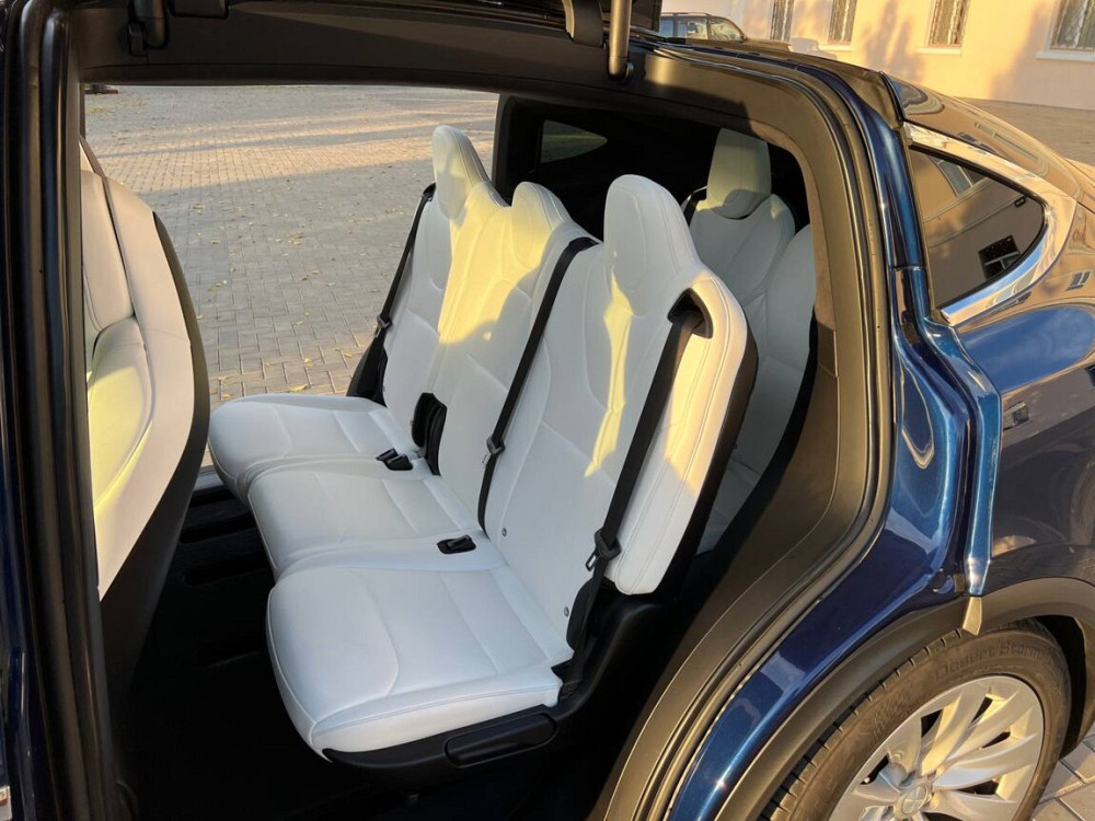 Tesla Model X 2018 an Tiraspol Tiraspol - fotografie 1