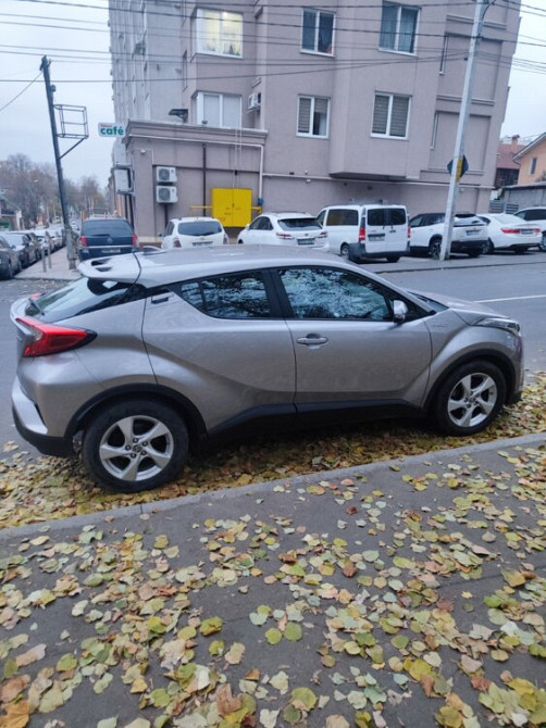 Toyota C-HR 2019 год Кишинёв Кишинёв - изображение 4
