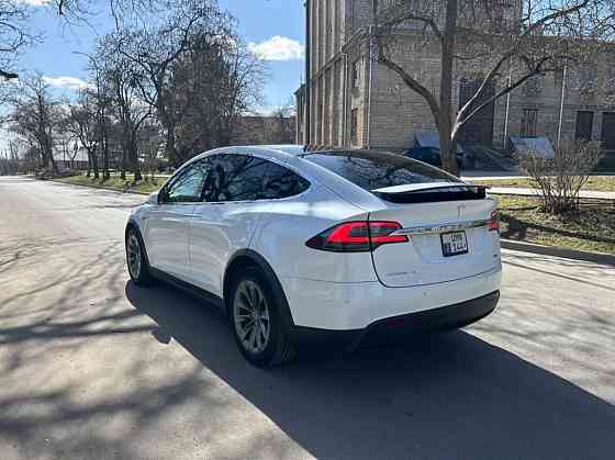 Tesla Model X 2016 an Tiraspol Tiraspol