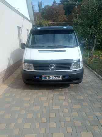 Mercedes Vito 1998 an Bender Bender