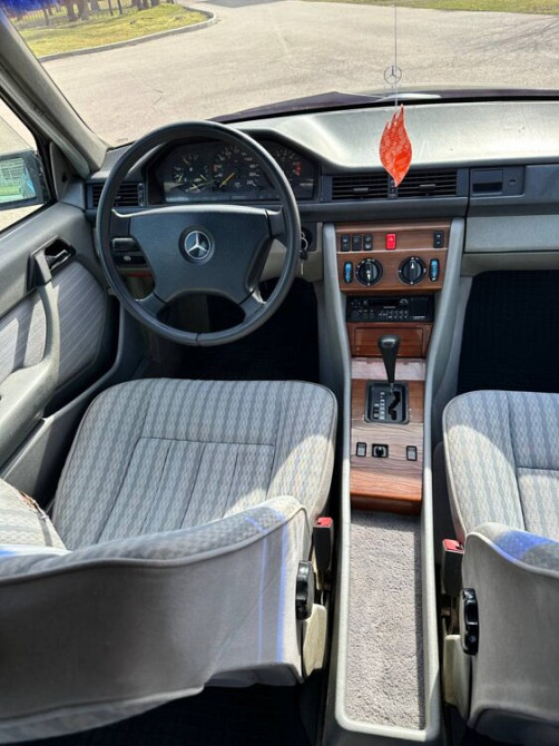 Mercedes E-Class 1988 год Тирасполь Тирасполь - изображение 6