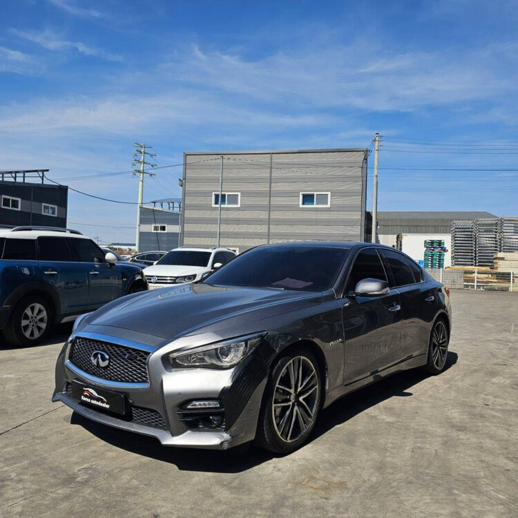 Infiniti Q 2016 an Bender Bender - fotografie 7