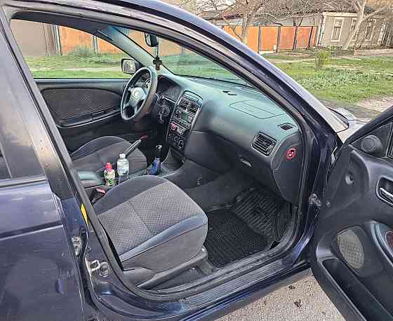 Toyota Avensis 2001 Bender Bender