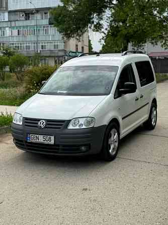 Volkswagen Caddy 2010 an Bender Bender