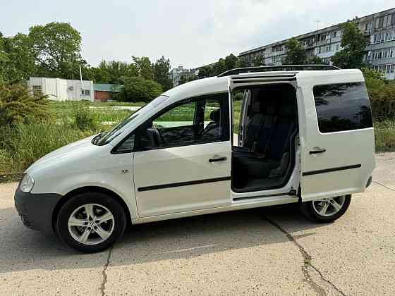 Volkswagen Caddy 2010 an Bender Bender