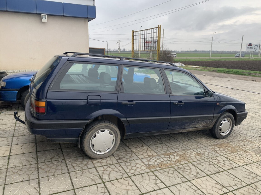 Volkswagen Passat 1988 an Tiraspol Tiraspol - fotografie 3