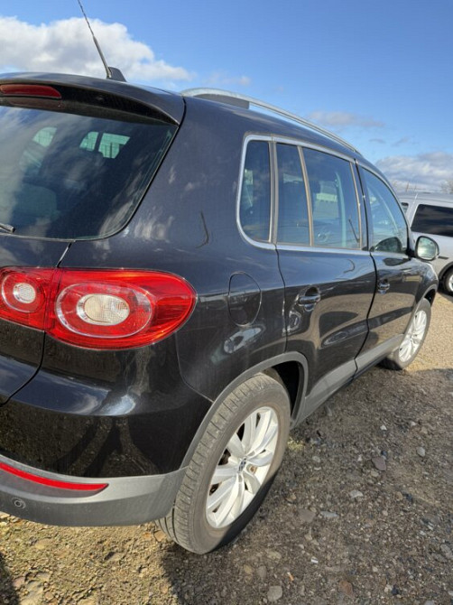 Volkswagen Tiguan 2010 год Тирасполь Тирасполь - изображение 7