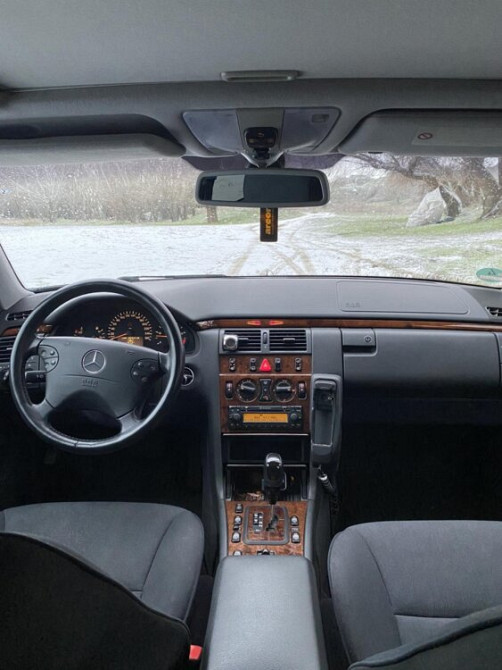 Mercedes E-Class 2001 Tiraspol Tiraspol - photo 6