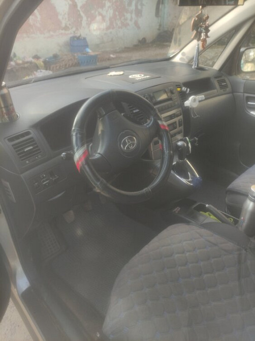 Toyota Corolla Verso 2003 год Бендеры Бендеры - изображение 5