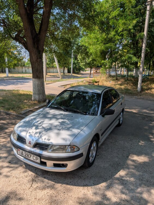 Mitsubishi Carisma 2000 год Бендеры Бендеры - изображение 3
