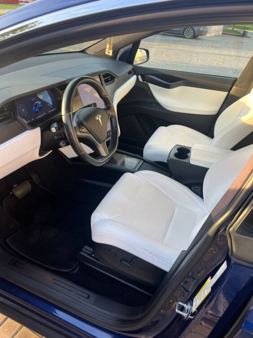 Tesla Model X 2018 год Тирасполь Tiraspol - fotografie 5