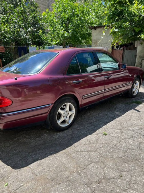 Mercedes E-Class 1996 год Тирасполь Tiraspol - photo 4