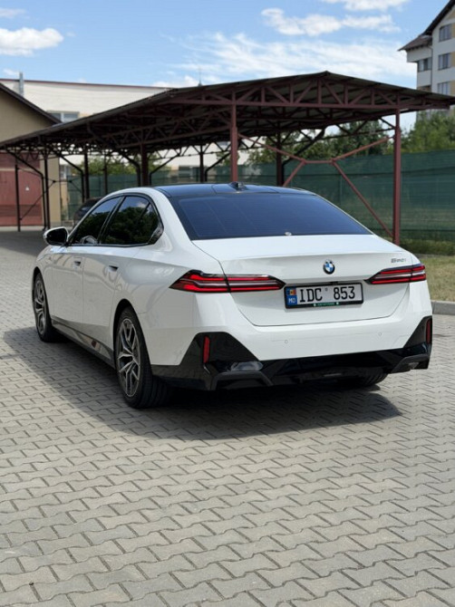 BMW 5 Series 2023 год Тирасполь Tiraspol - fotografie 5