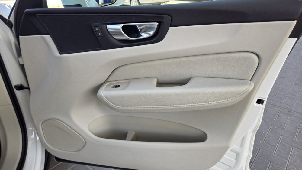 Volvo XC60 2022 год Кишинёв Chişinău - fotografie 7