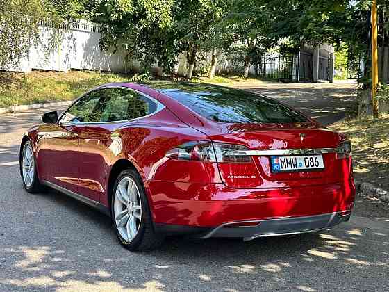 Tesla Model S 2013 год Тирасполь Tiraspol