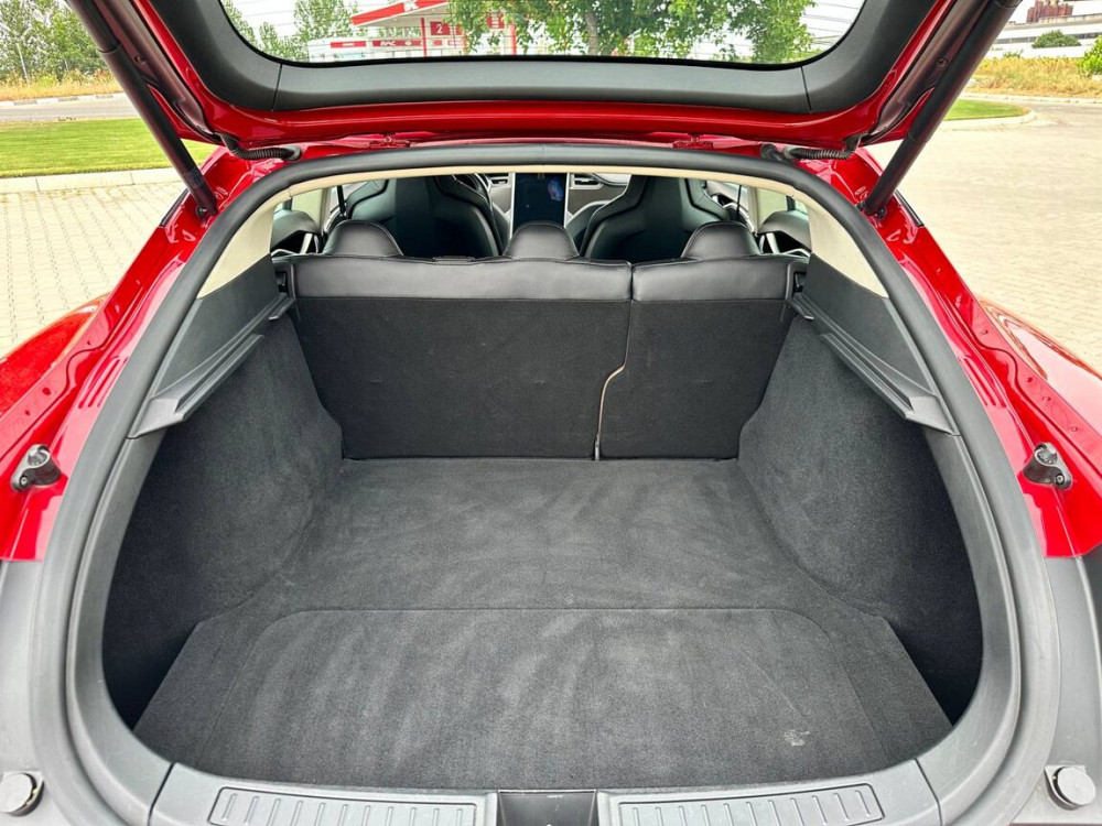 Tesla Model S 2013 год Тирасполь Tiraspol - fotografie 5