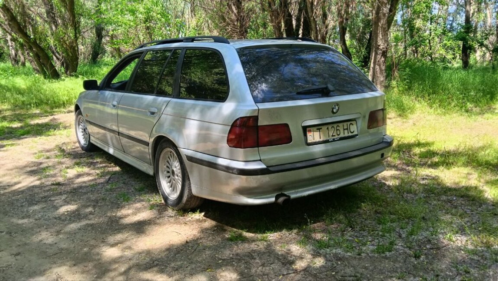 BMW 5 Series 1999 год Суклея Sucleia - fotografie 1