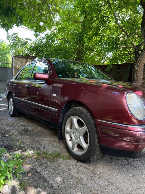 Mercedes E-Class 1996 год Тирасполь Тирасполь - изображение 7