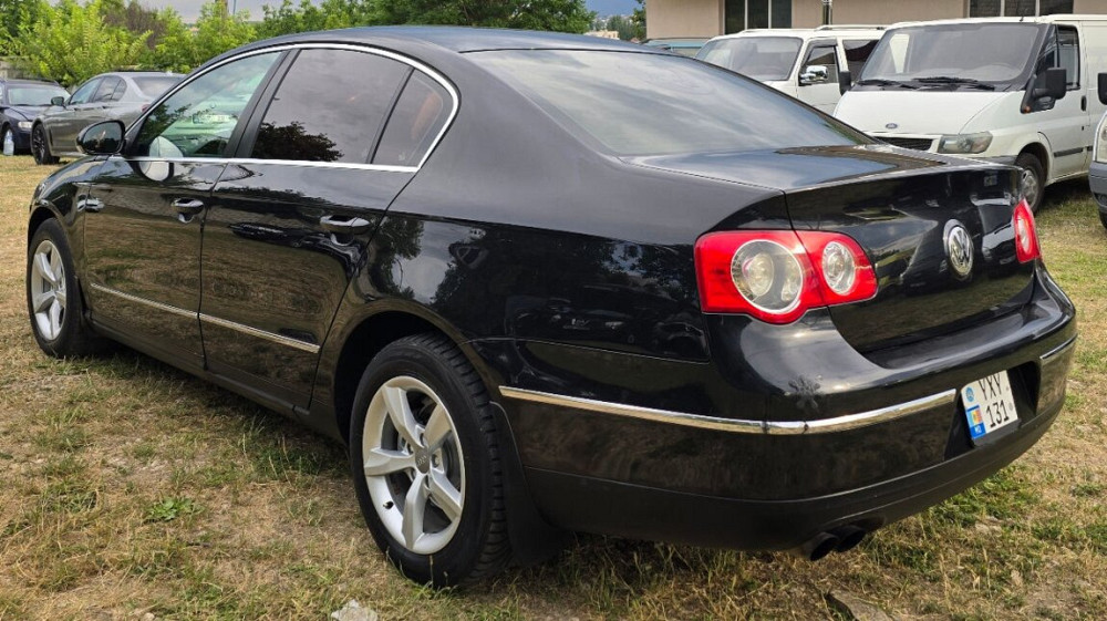 Volkswagen Passat 2008 год Кишинёв Chişinău - fotografie 4